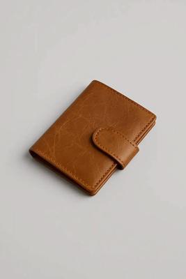 Tan Leather Cardholder – Compact, Secure & Everyday Chic